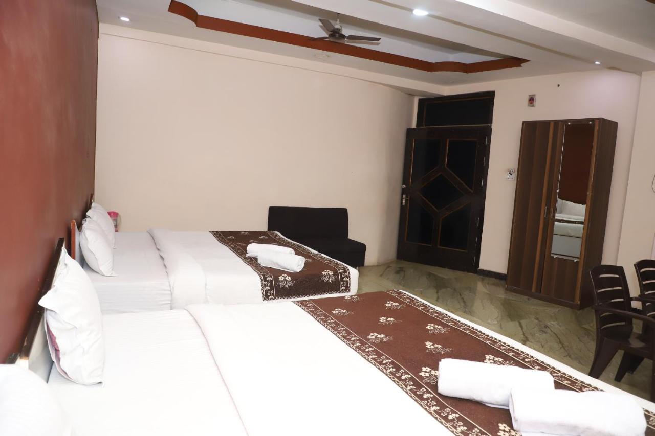 The Bagga Inn Jabalpur Exterior photo