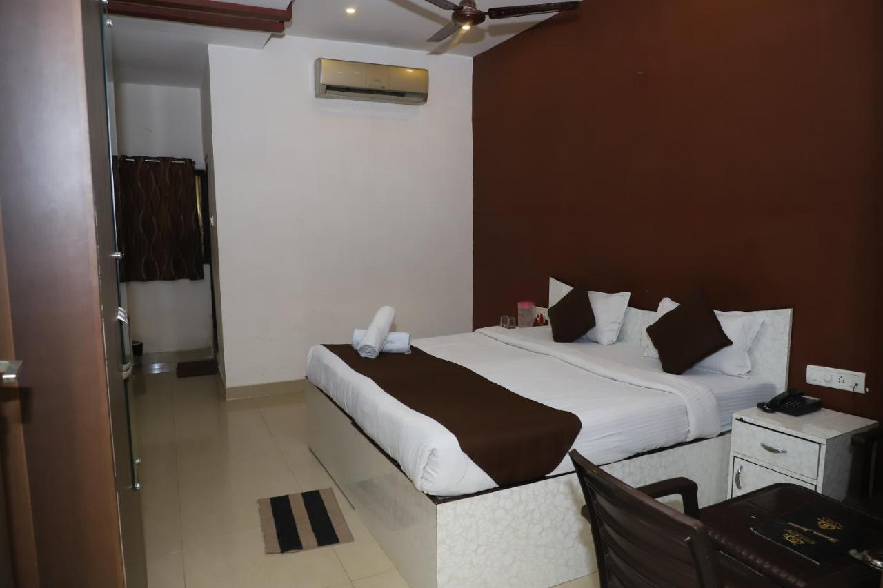 The Bagga Inn Jabalpur Exterior photo