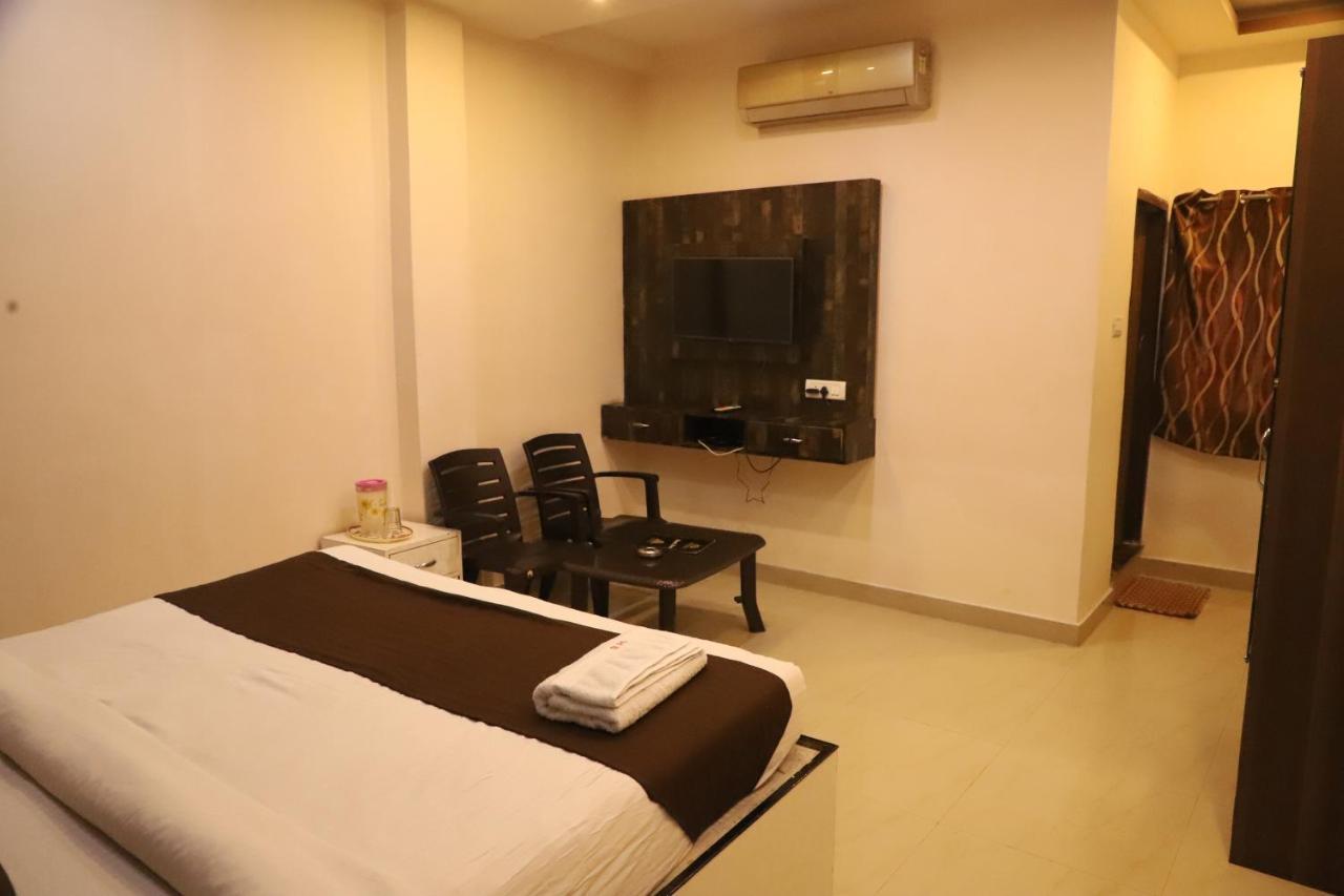 The Bagga Inn Jabalpur Exterior photo