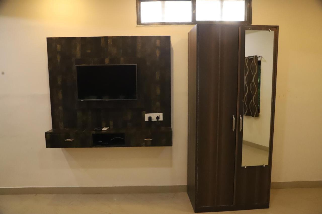 The Bagga Inn Jabalpur Exterior photo