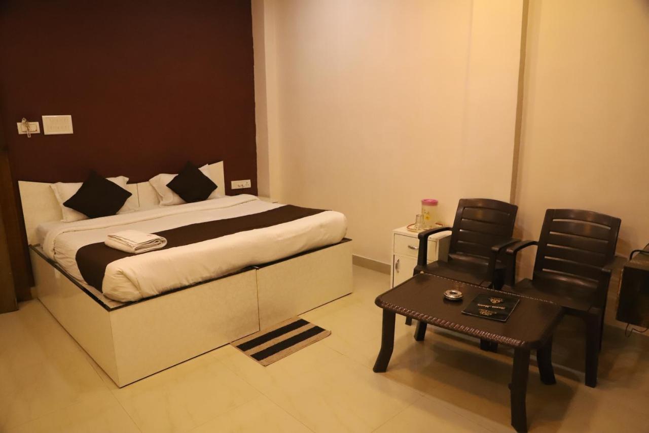 The Bagga Inn Jabalpur Exterior photo