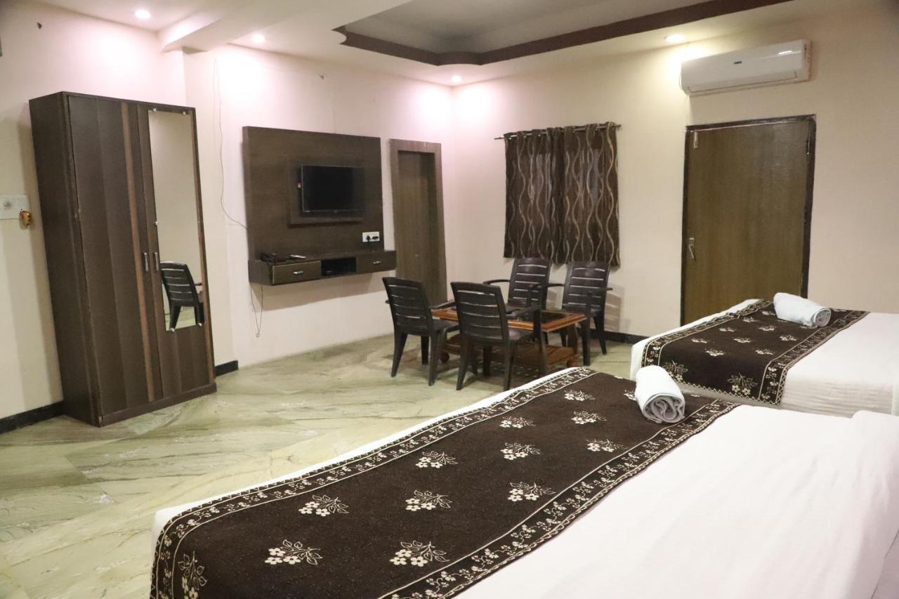 The Bagga Inn Jabalpur Exterior photo